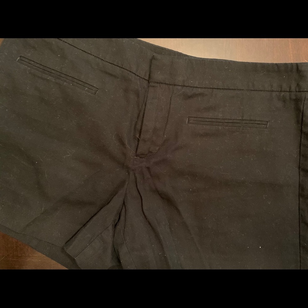 Black gap shorts